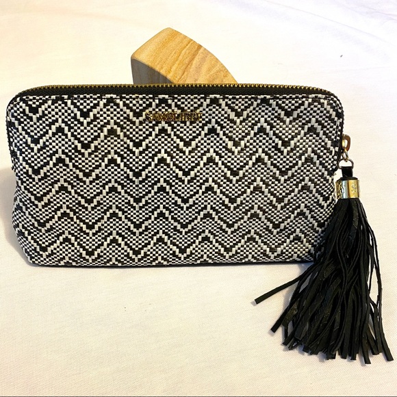 Black & White Woven Clutch | Sam & Libby - Picture 2 of 5